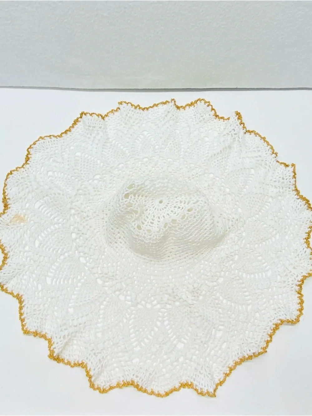 Hand Crocheted Ivory Lampshade Cover W/ Gold Trim Scalloped Edge Cottagecore REA